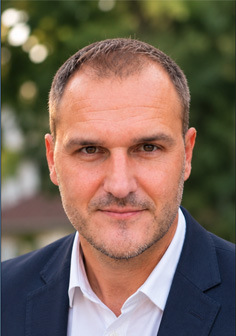 Dr Dragan Rodić